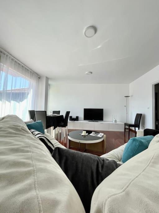 Apartamento Planta Baja-jardin-parking
